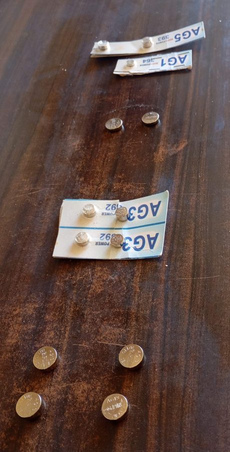Jeu de 13 piles boutons — photo 3