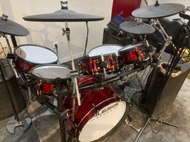 Vends batterie électronique ALESIS strike pro Special Edition (avec pédales incl