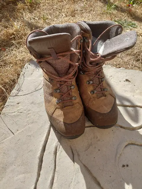 Chaussures haix T43