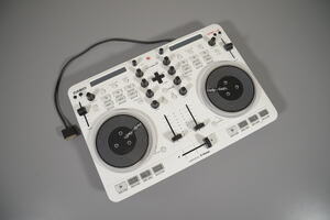Vends contrôleur DJ Casio XW-JI - 60 €