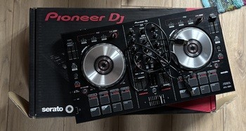 Vends contrôleur DDJ-SB2 - 200 €