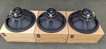 3 × haut-parleurs 18” 18 Sound – 8 Ω – pour pièces / réparation - 300 €