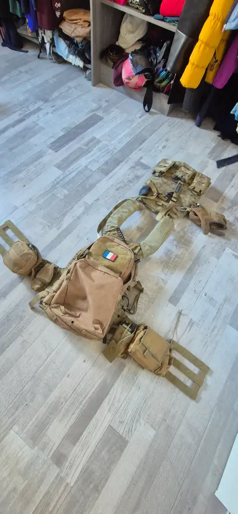 Plate carrier 5.11 tactec équipé.