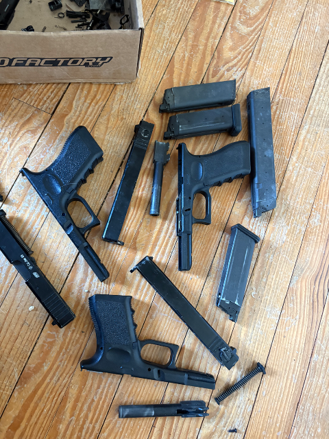 Lot de pièces glock