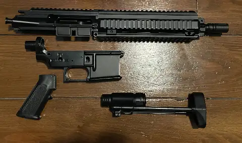 Corps AEG HK