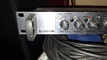 Vends TC Electronic M350 Multi-effets rackable - 130 €