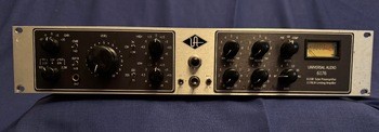 Vends Pre ampli / compresseur UAD 6176 - 1 800 €