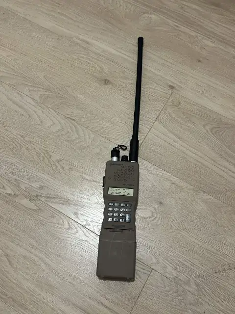 Radio factice PRC-152 FMA Désert/TAN