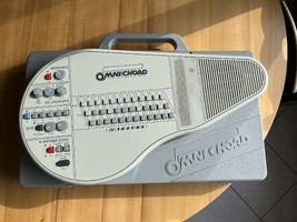 Omnichord OM-84 + valise – Excellent état - 799 €