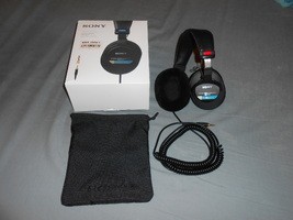 Casque Sony MDR-7506 Etat neuf avec 6 Ear Pad - 82 €