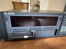 Vends alésis HD24 - 600 €