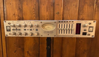 Vends Avalon 747 - 1 200 €