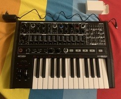 arturia minibrute2 - 260 €