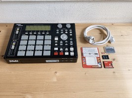 Akai MPC1000 128MB OS.3.16 + Free JJOS2XL - 550 €