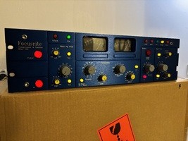 Focusrite blue 330 - 5 350 €