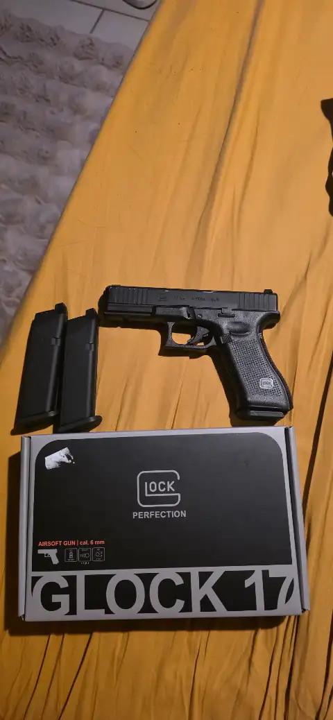 Glock 18