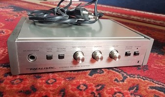 Realistic Stereo Reverb System - 40 €