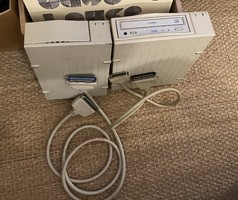 Lot SCSI Yamaha CRW6416S + lecteur CD caddy - pour Akai S300