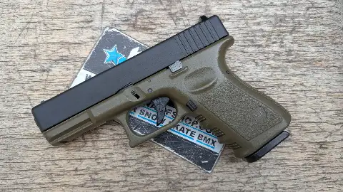 Glock 19 Gen3 Kaki GBB KJW