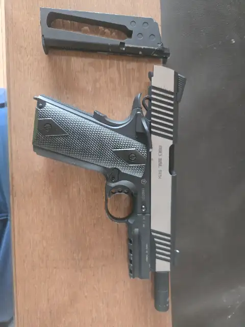 Colt 1911