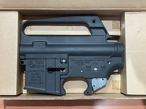 Corps de réplique M16VN AEG G&P