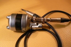 Microphone American D4T années 1940 - 150 €