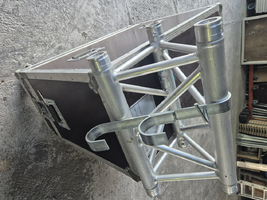 Vends support de câble pour structure lumiere - 8 €