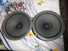 PAIRE DE H P BOUMER EN BICONE  - 50 €