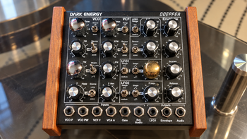 Doepfer Dark Energy Mk I CEM3394 + boîte + alimentation + câbles patch - 330 €