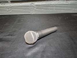 SHURE SM58 - 75 €