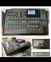 Behringer X32 Console de mixage numérique de 40 entrées et 25 bus avec 32 préamp