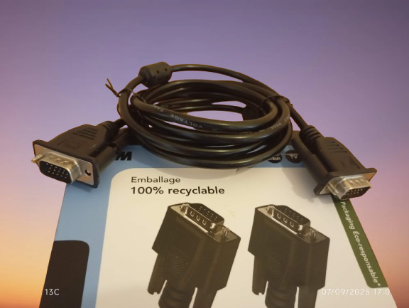 Câble svga Haute Résolution mâle mâle noir 1,80 m 